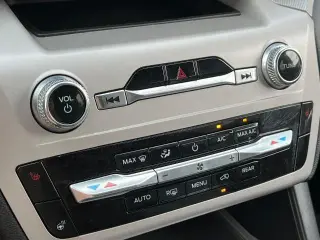 Ford Explorer 2023 AWD XLT 4dr SUV