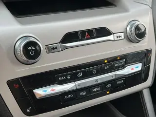 Ford Explorer 2023 AWD XLT 4dr SUV