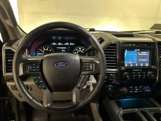 Ford F-150 2019 4x4 XLT 4p SuperCrew 5.5 ft. SB