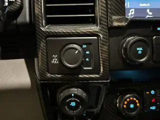 Ford F-150 2019 4x4 XLT 4p SuperCrew 5.5 ft. SB