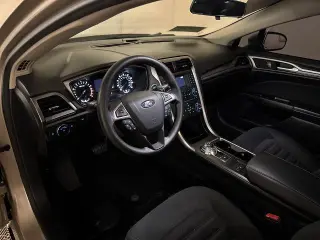 Ford Fusion 2017 SE 4p Sedan