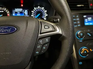 Ford Fusion 2017 SE 4p Sedan