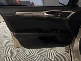 Ford Fusion 2017 SE 4p Sedan