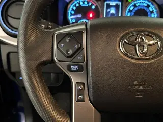 Toyota Tacoma 2022 4x2 TRD Todo Terreno 4p Doble Cabina 5.0 ft SB