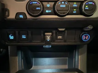 Toyota Tacoma 2022 4x2 TRD Todo Terreno 4p Doble Cabina 5.0 ft SB