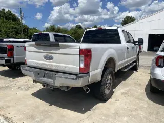 Ford F-250 Super Duty 2019 4x4 XL 4p Cabina Crew 6.8 ft. SB Camioneta