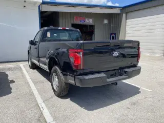 Ford F-150 2026 4x4 XL 2dr Regular Cab 8 ft. LB