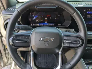 Chevrolet Colorado 2024 4x4 ZR2 4p Cabaína 5 pies de caja larga
