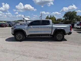 Chevrolet Colorado 2024 4x4 ZR2 4p Cabaína 5 pies de caja larga