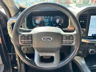 Ford F-150 2022 4x4 Lariat 4p SuperCrew 5.5 ft. SB