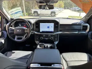 Ford F-150 2022 4x4 Lariat 4p SuperCrew 5.5 ft. SB