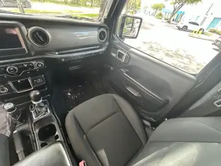 Jeep Wrangler 2022 4x4 Sport 2p SUV