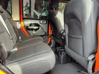 Jeep Wrangler Unlimited 2019 4x4 Sport 4p SUV