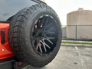 Jeep Wrangler Unlimited 2019 4x4 Sport 4p SUV