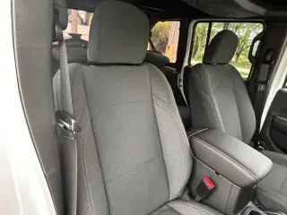 Jeep Wrangler 2024 4x4 Sahara 4p SUV