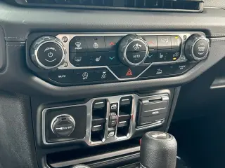 Jeep Wrangler 2024 4x4 Sahara 4p SUV