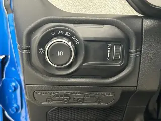 Jeep Wrangler 2024 4x4 Sahara 4p SUV