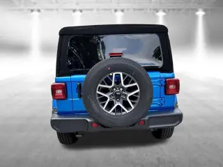 Jeep Wrangler 2024 4x4 Sahara 4p SUV