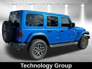 Jeep Wrangler 2024 4x4 Sahara 4p SUV