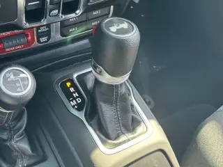 Jeep Wrangler 2024 4x4 Rubicon 4p SUV
