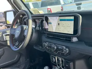 Jeep Wrangler 2024 4x4 Rubicon 4p SUV
