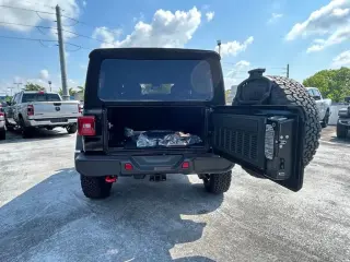 Jeep Wrangler 2024 4x4 Rubicon 4p SUV