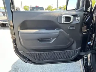 Jeep Wrangler 2024 4x4 Rubicon 4p SUV