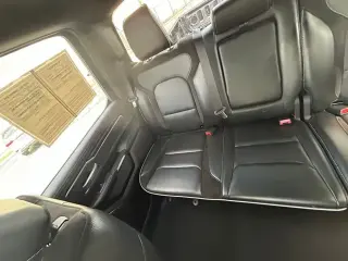 Ram 1500 2024 4x2 Laramie 4p Camión Cabina Doble 5.6 ft. SB