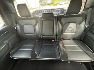 Ram 1500 2024 4x2 Laramie 4p Camión Cabina Doble 5.6 ft. SB