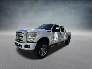 Ford F-250 Super Duty 2015 4x4 King Ranch 4dr Crew Cab 6.8 ft. SB Pickup