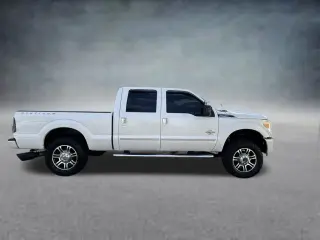 Ford F-250 Super Duty 2015 4x4 King Ranch 4dr Crew Cab 6.8 ft. SB Pickup