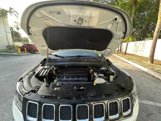 Jeep Compass 2018 Latitude 4p SUV