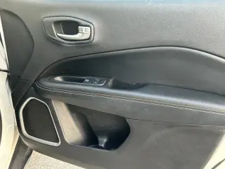 Jeep Compass 2018 Latitude 4p SUV