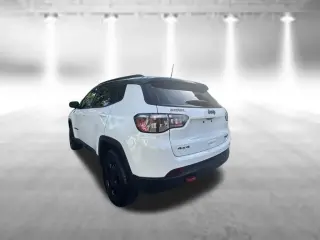 Jeep Compass 2023 4x4 Trailhawk 4p SUV