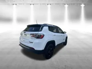 Jeep Compass 2023 4x4 Trailhawk 4p SUV