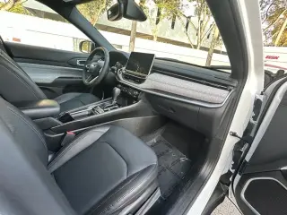 Jeep Compass 2023 4x4 Latitude Lux 4p SUV