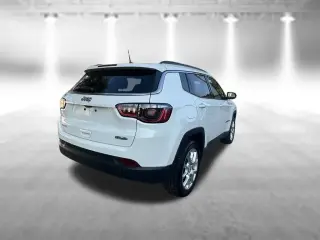 Jeep Compass 2023 4x4 Latitude Lux 4p SUV