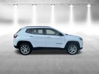 Jeep Compass 2023 4x4 Latitude Lux 4p SUV