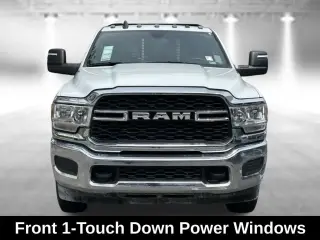Ram 3500 2024 4x4 Tradesman 2dr Regular Cab Cabina Regular 8 pies SRW Pickup
