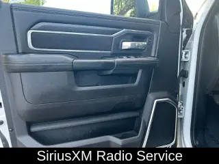 Ram 3500 2023 4x4 Laramie 4p. Cabina de Tripulación 8 ft. LB DRW Pickup