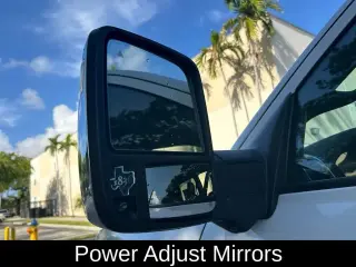 Ram 3500 2023 4x4 Laramie 4p. Cabina de Tripulación 8 ft. LB DRW Pickup