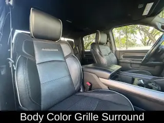 Ram 3500 2023 4x4 Laramie 4p. Cabina de Tripulación 8 ft. LB DRW Pickup