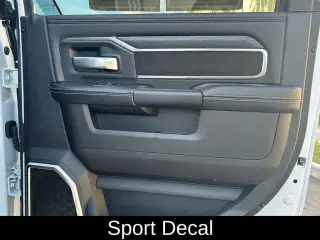 Ram 3500 2023 4x4 Laramie 4p. Cabina de Tripulación 8 ft. LB DRW Pickup