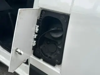 Ram ProMaster 2025 Tradesman 2500 159 WB 3dr High Roof Cargo Van sin asiento para pasajeros