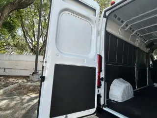 Ram ProMaster 2025 Tradesman 2500 159 WB 3dr High Roof Furgoneta de Carga sin Asiento de Pasajero