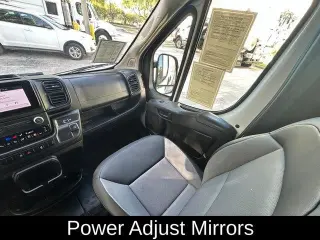 Ram ProMaster 2025 Tradesman 2500 159 WB 3dr High Roof Cargo Van sin asiento para pasajeros