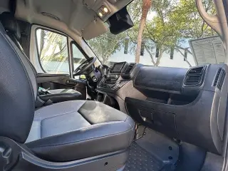 Ram ProMaster 2025 Tradesman 2500 159 WB 3dr High Roof Cargo Van sin asiento para pasajeros