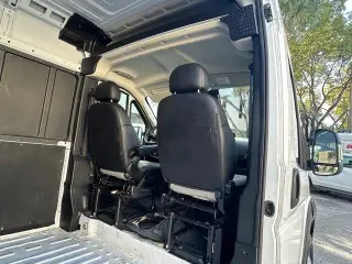 Ram ProMaster 2025 Tradesman 2500 159 WB 3dr High Roof Cargo Van sin asiento para pasajeros