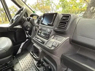 Ram ProMaster 2024 Tradesman 3500 159 WB 3dr Super High Roof Furgoneta de Carga sin Asiento de Pasajero