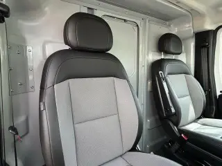Ram ProMaster 2024 Tradesman 3500 159 WB 3dr Super High Roof Furgoneta de Carga sin Asiento de Pasajero